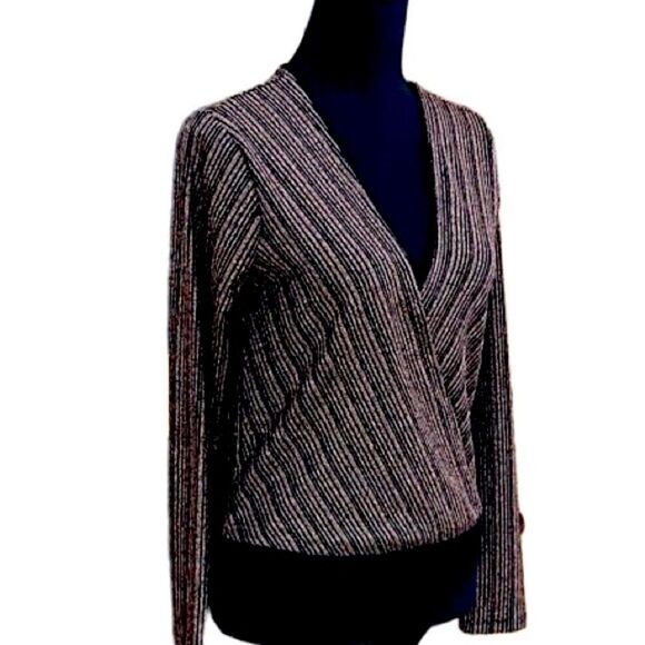 Just Fab Long Sleeve Surplice bodysuit, size S - Picture 8 of 10